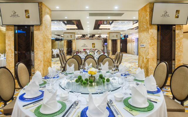 Hotel Golden Dragon