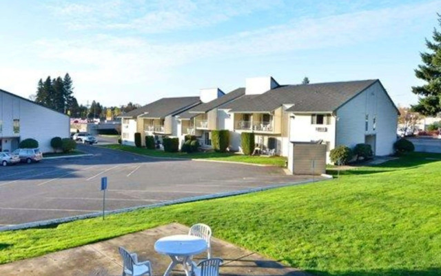 Quality Inn & Suites Vancouver - Hazel Dell