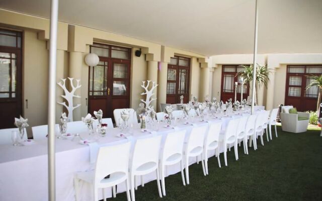 Feathers Boutique Hotel