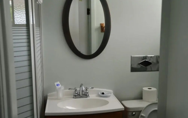 Rivermount Motel Campground and RV Park