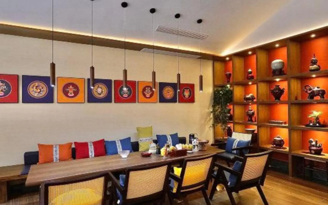 Celebrity Xiangyang Hotel