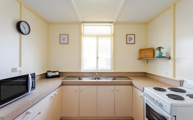 Park Avenue Holiday Units