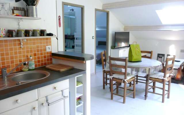 Chalet With 2 Bedrooms in Saint-germain-du-salembre, With Pool Access,