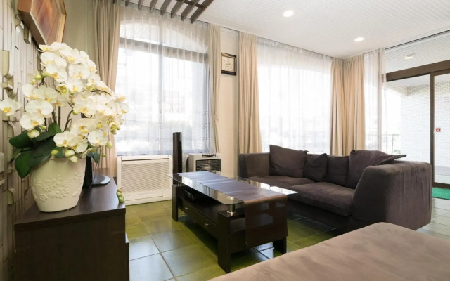 OYO Business Hotel Koyo