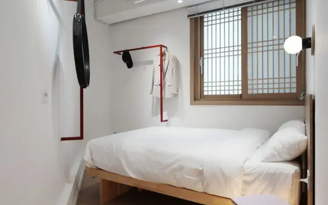 The Road Minihotel