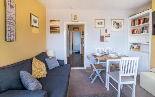 Seaside Snug – 2 bedroom home