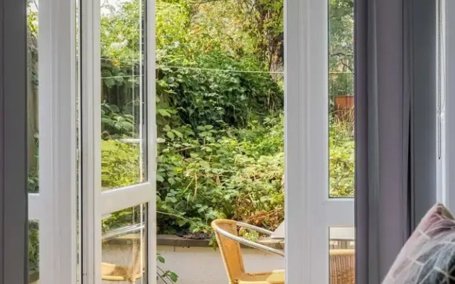 1-bedroom Apartment With Private Garden