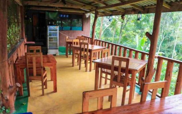 Yoho Tea Forest Lodge