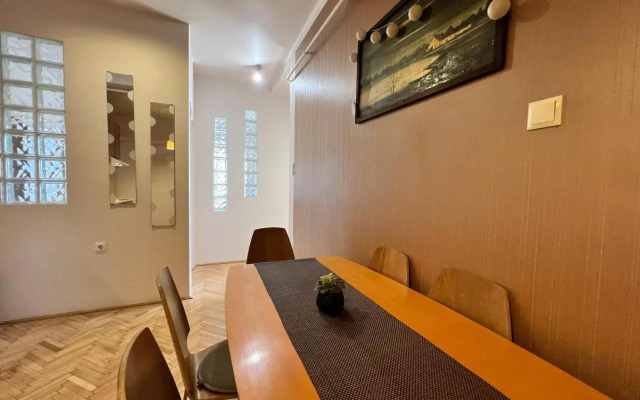 Bartók Apartment