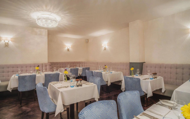 Florence Gardens Hotel & Restaurant