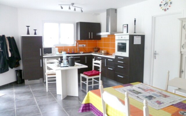 House With 3 Bedrooms in Saint-jean-de-monts, With Enclosed Garden - 1