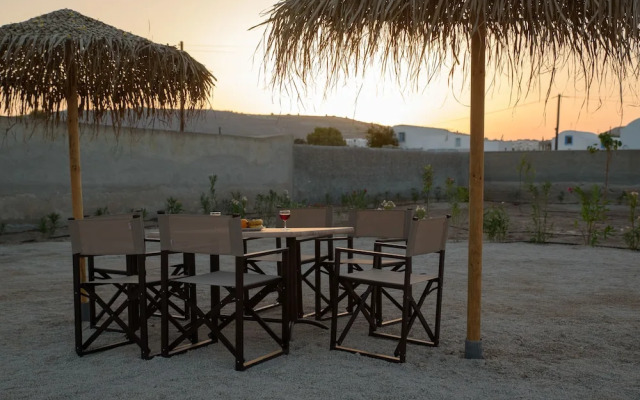 Villa George Santorini