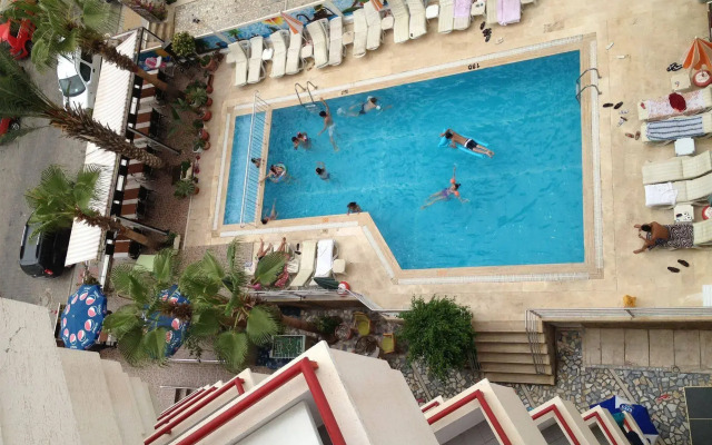 Semiz Apart Hotel