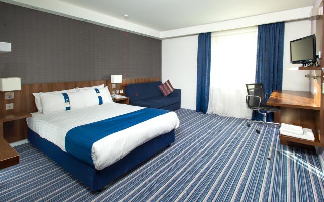 Holiday Inn Express Cambridge-Duxford M11, Jct.10 by IHG