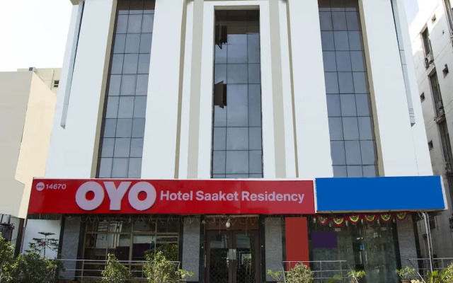 OYO 14670 Saaket Residency