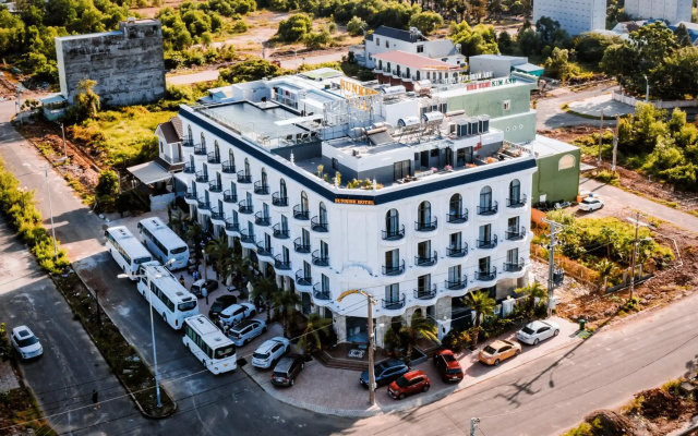 SUNRISE Hotel HA TIEN