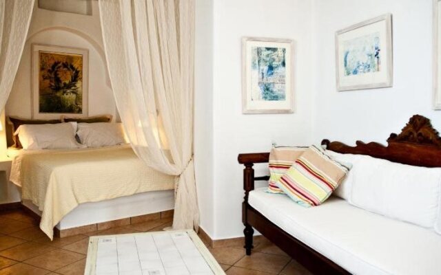 Thea Thalassa Exclusive Living Studios