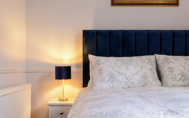Stunning 1 Bedroom Flat in Central Bath