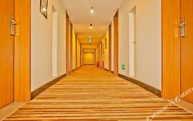 Jinjiang Inn Style (Taiyuan South Inner Ring Financial University North Campus)