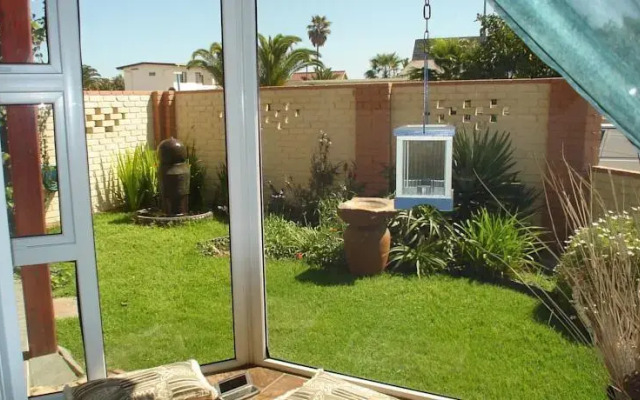 Ocean Walk House and Apartment - Self Catering
