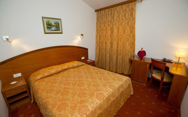 Hotel Medno