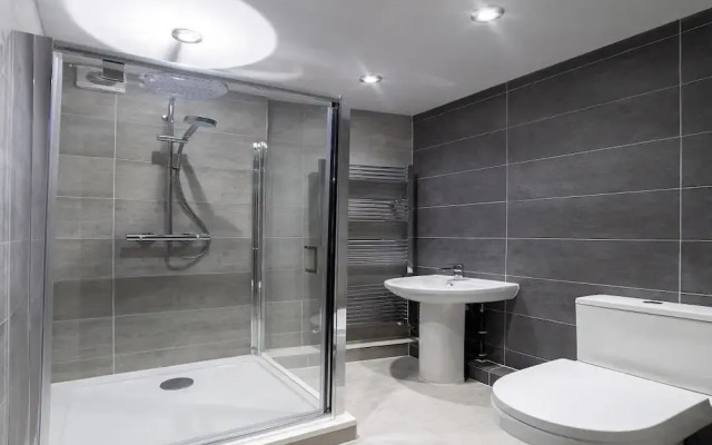 Boutique Tower Bridge Apartment