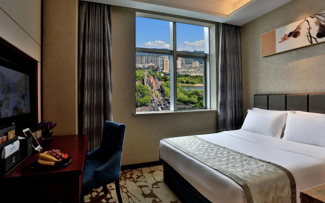 Yiwu Zhonglian Kaixin Hotel