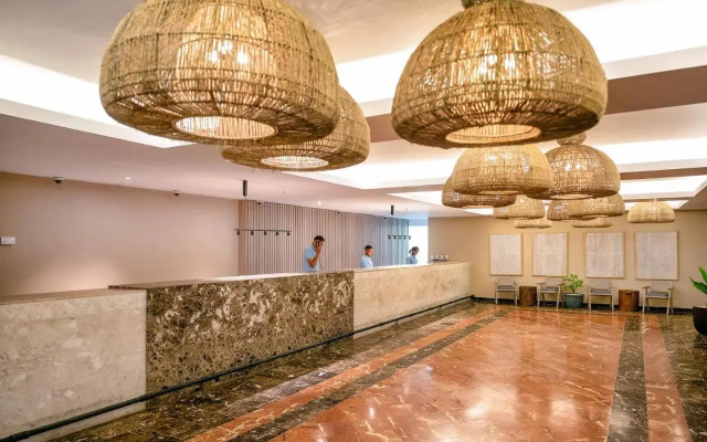 Coral Costa Caribe Beach Resort - All Inclusive