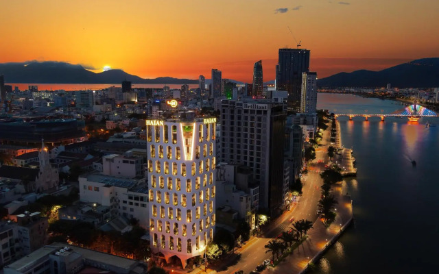 Haian Riverfront Hotel Da Nang