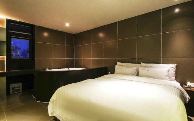 Haeundae Yeoubi Hotel