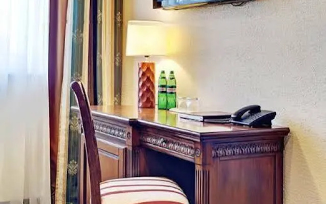 West Park Hotel