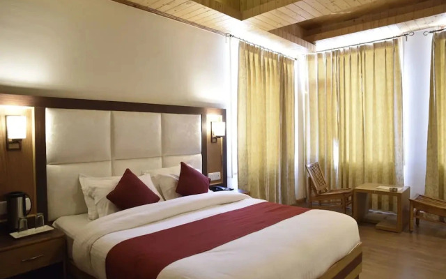 OYO Rooms Apple Orchards Gadherni