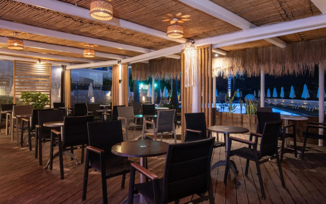 Crystal Beach Hotel
