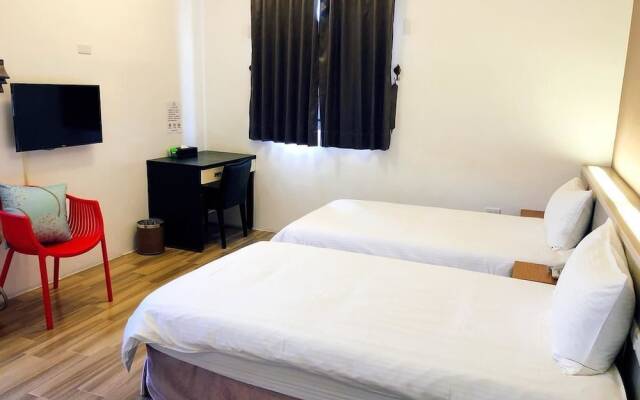 Propitious Castle B&B