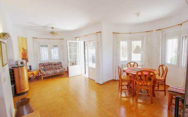 Alma - holiday home with private swimming pool in Benitachell