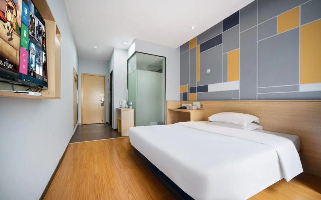 7Days Inn Chongqing Wulong City Square