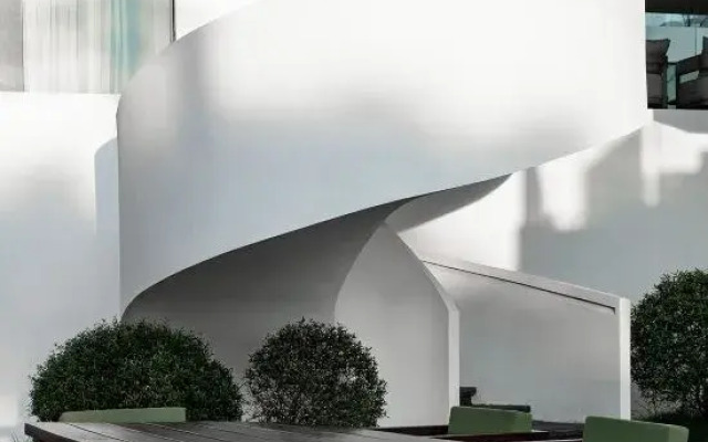 Weizhou Island White House Hotel