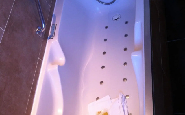 Best Western Le Cheval Blanc - Vieux Port