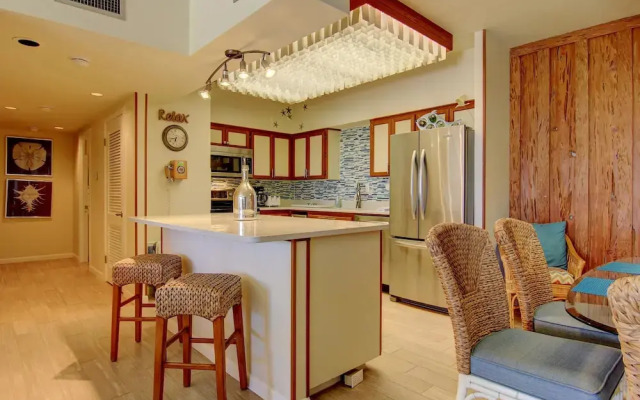 Channelview 205