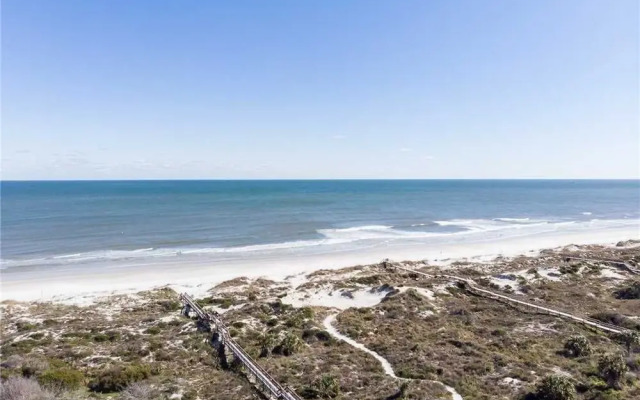 Anastasia Beach House - Five Bedroom Home