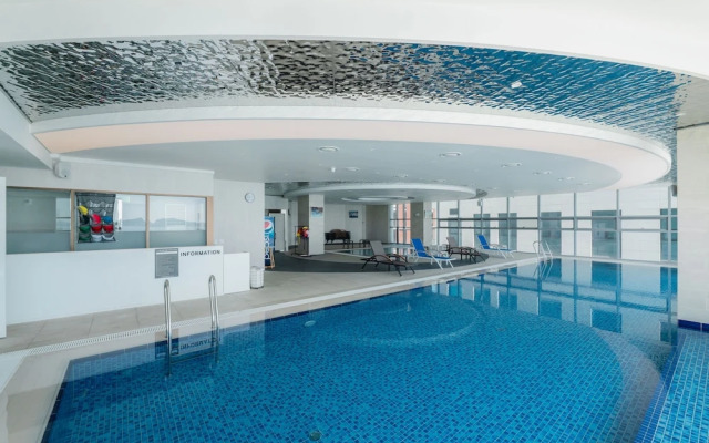 Wave M Hotel West