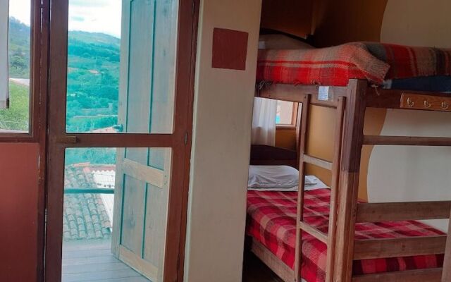 Andorina Hostal, Arte & Cultura