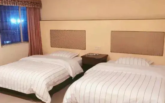 Fengkai Guanghui Business Hotel