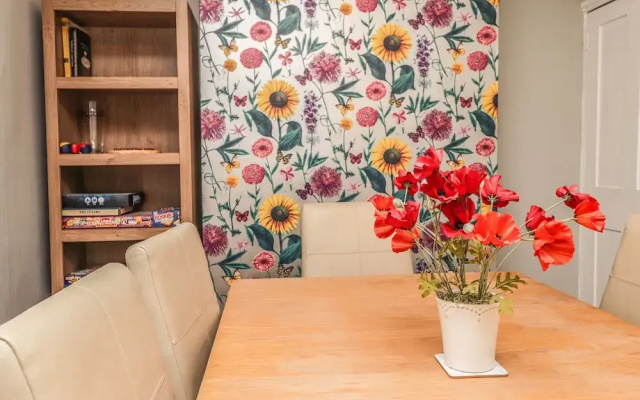 Poppy Cottage