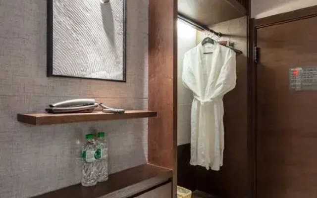 Yunyi Zhenyue Garden Hotel