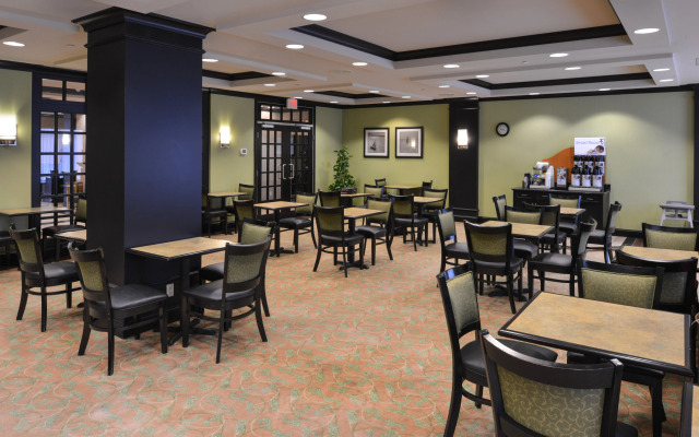 Holiday Inn Express & Suites Halifax Airport by IHG