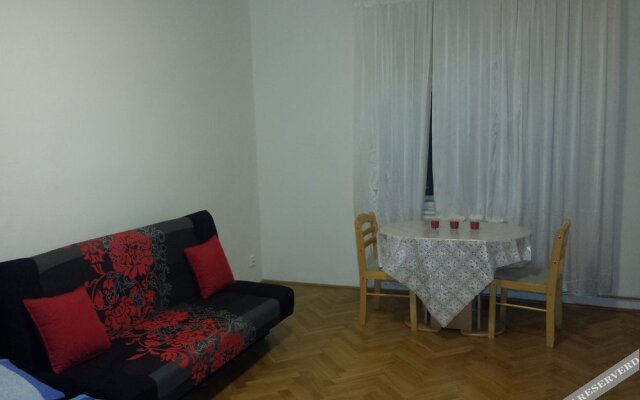 Vladislav Apartment