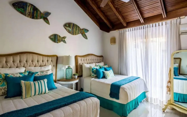 Sunny Vacation Villa 62