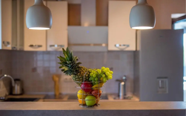 Awesome Home in Lakmartin With Wifi and 3 Bedrooms