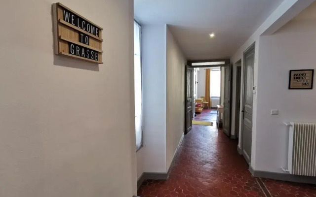 Appart Hotel Centifolia - Place aux aires